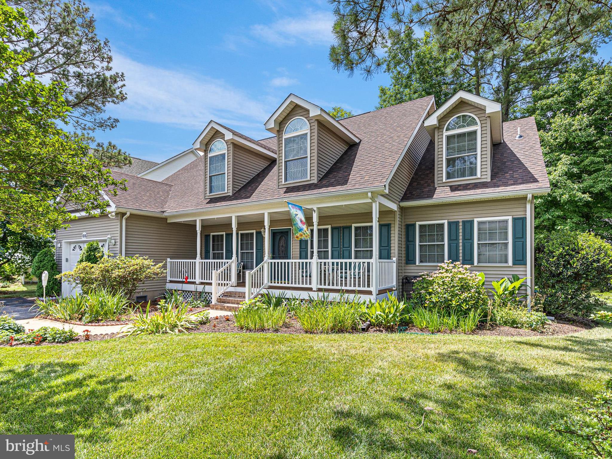 616 Bethany Loop Bethany Beach, DE 19930 - Photo 4 of 57