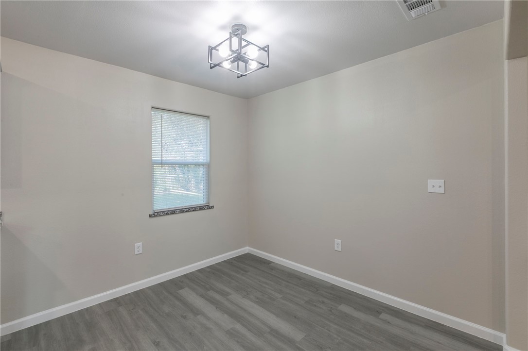 613 North Rita Street Waco, TX 76705 - Photo 12 of 17