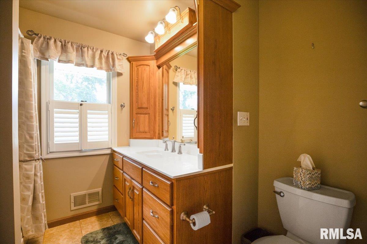 2159 Cherry Road Springfield, IL 62704 - Photo 22 of 42