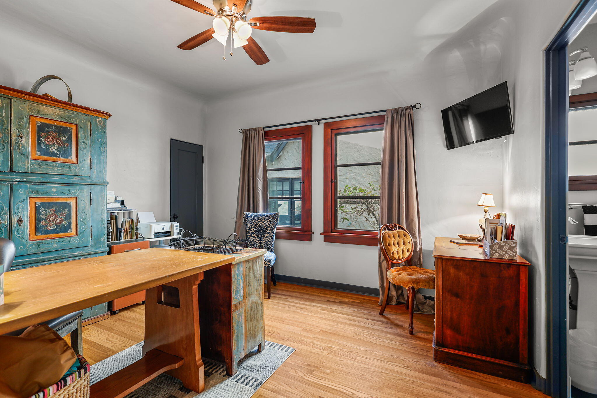 1465 Riverside Drive Redding, CA 96001 - Photo 117 of 163 Prince Suite