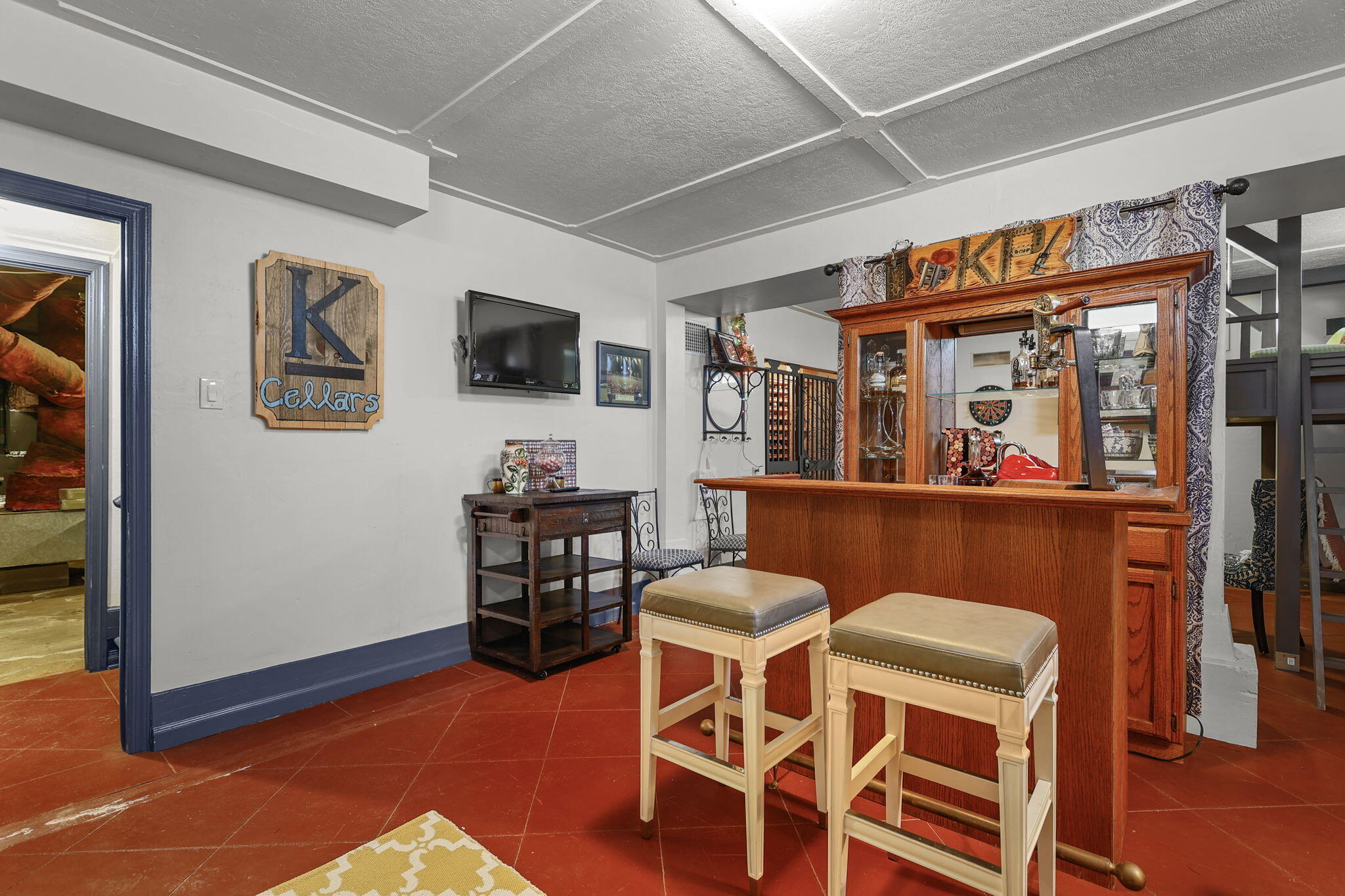 1465 Riverside Drive Redding, CA 96001 - Photo 125 of 163 Bonus Finished Basement