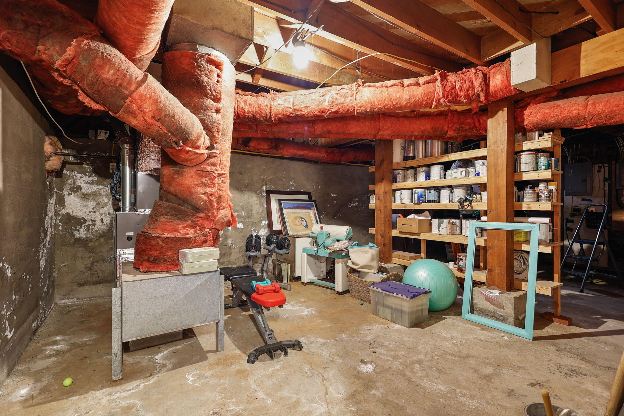 1465 Riverside Drive Redding, CA 96001 - Photo 128 of 163 Basement Storage