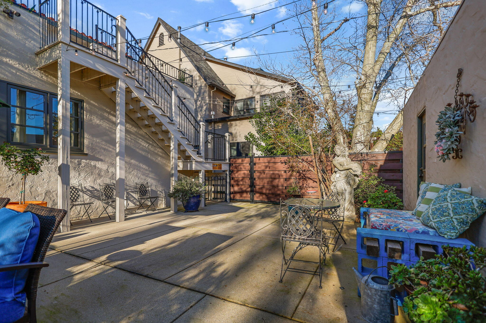1465 Riverside Drive Redding, CA 96001 - Photo 145 of 163 Beautifully Landscaped Backyard