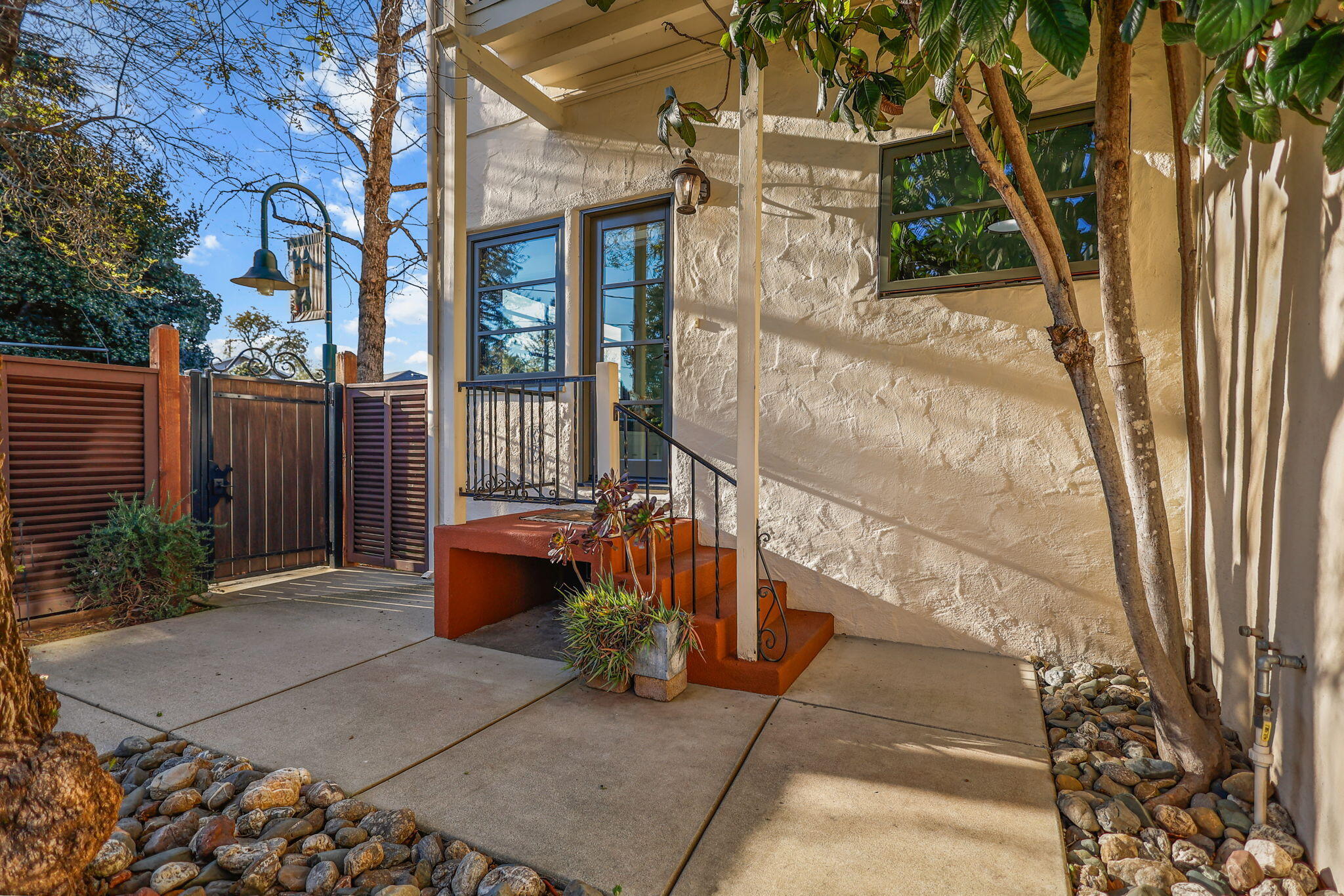 1465 Riverside Drive Redding, CA 96001 - Photo 146 of 163 Beautifully Landscaped Backyard
