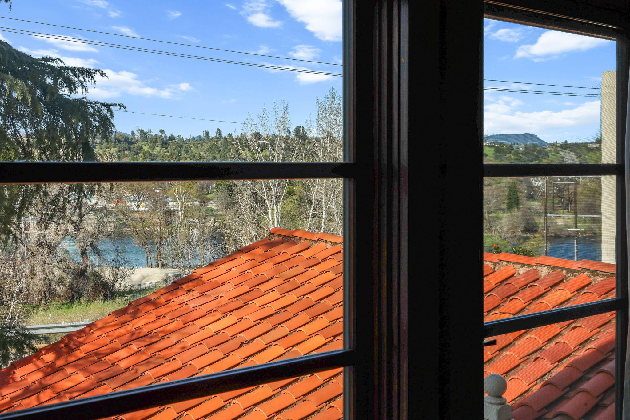 1465 Riverside Drive Redding, CA 96001 - Photo 19 of 163 California Suite River Views