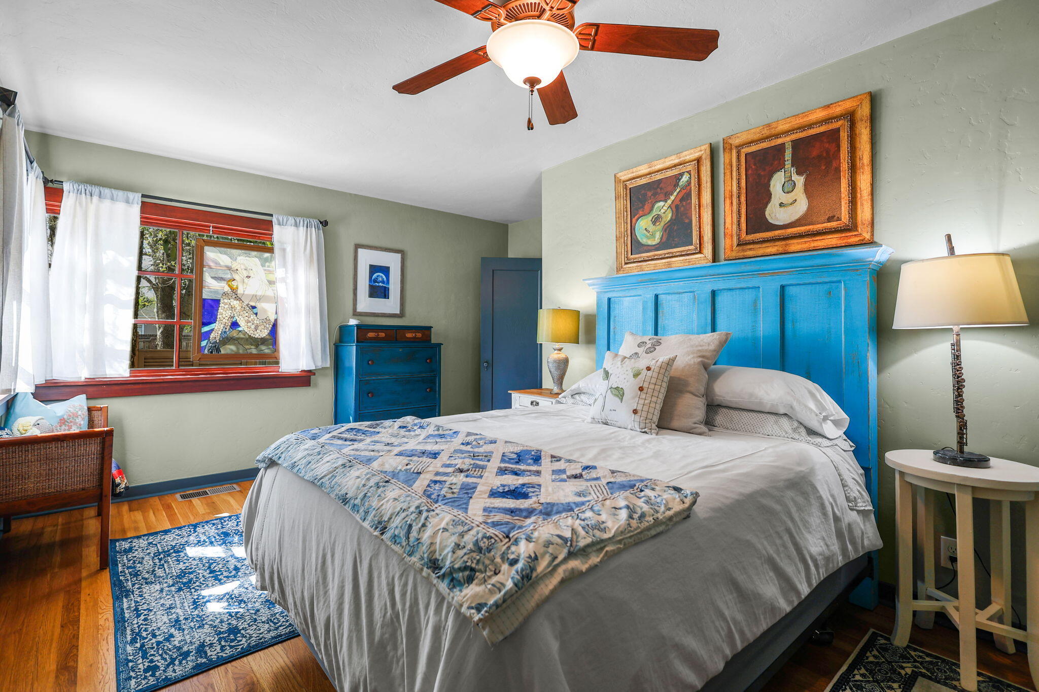 1465 Riverside Drive Redding, CA 96001 - Photo 25 of 163 Trinity Suite