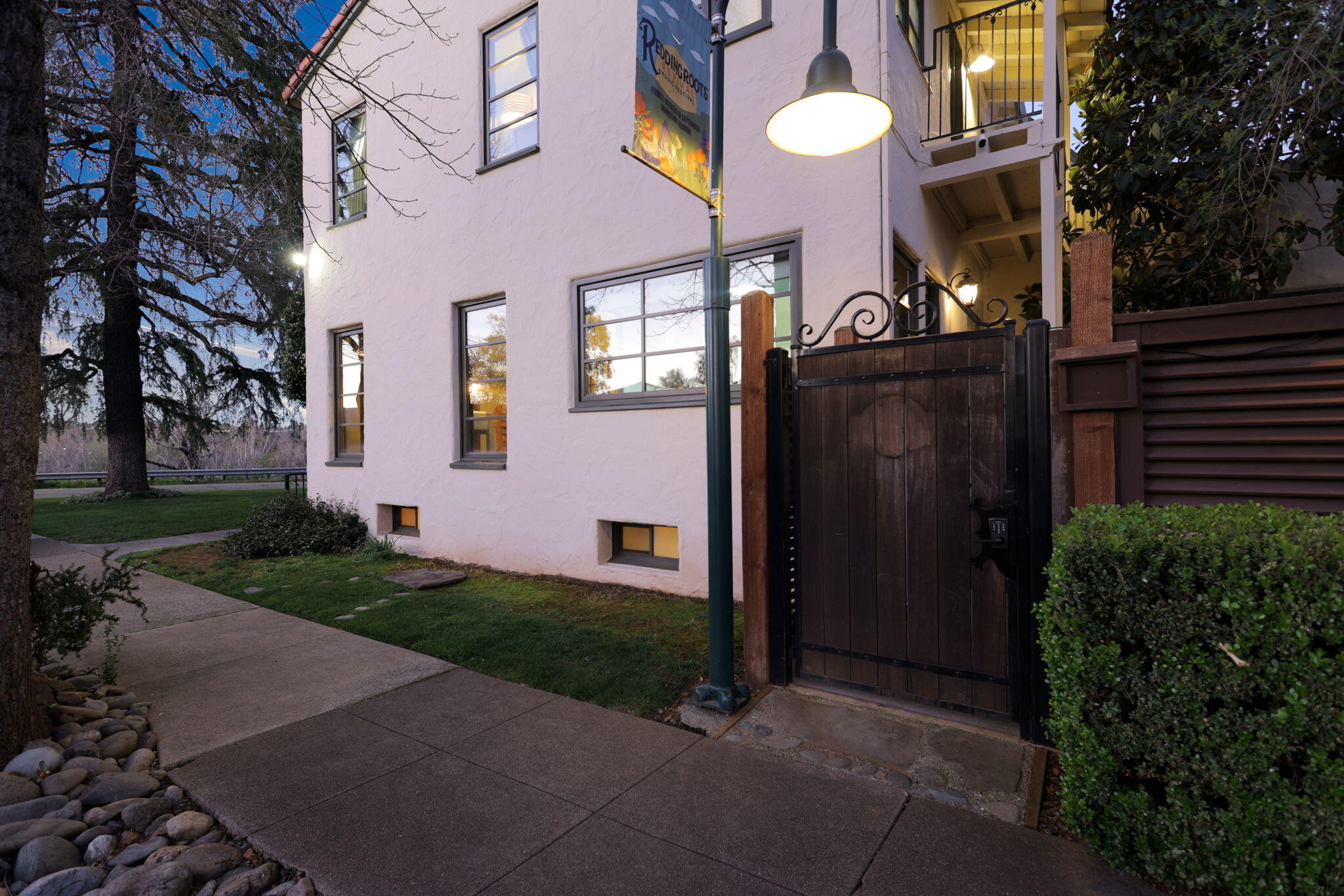 1465 Riverside Drive Redding, CA 96001 - Photo 4 of 163 Gorgeous Spanish Architecture