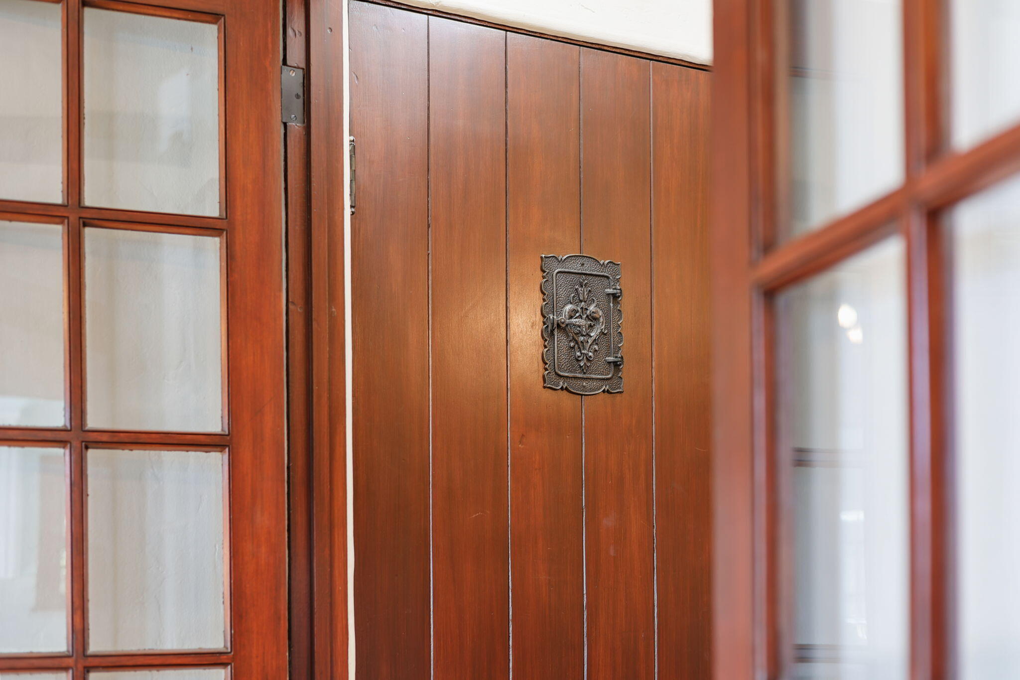1465 Riverside Drive Redding, CA 96001 - Photo 56 of 163 Original Doors