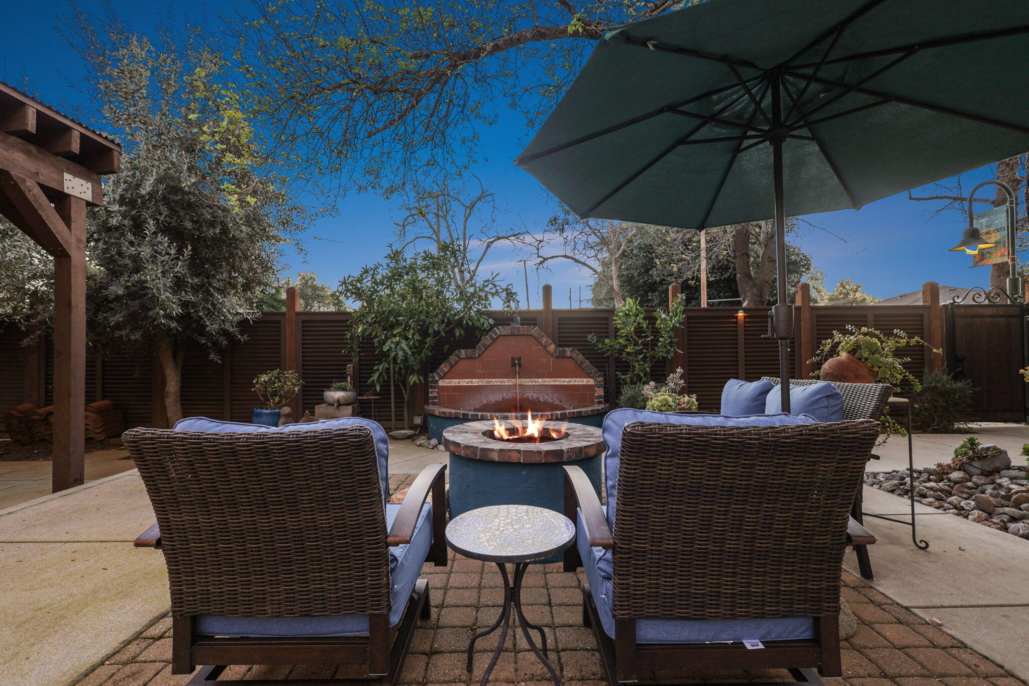 1465 Riverside Drive Redding, CA 96001 - Photo 6 of 163 Backyard Firepit