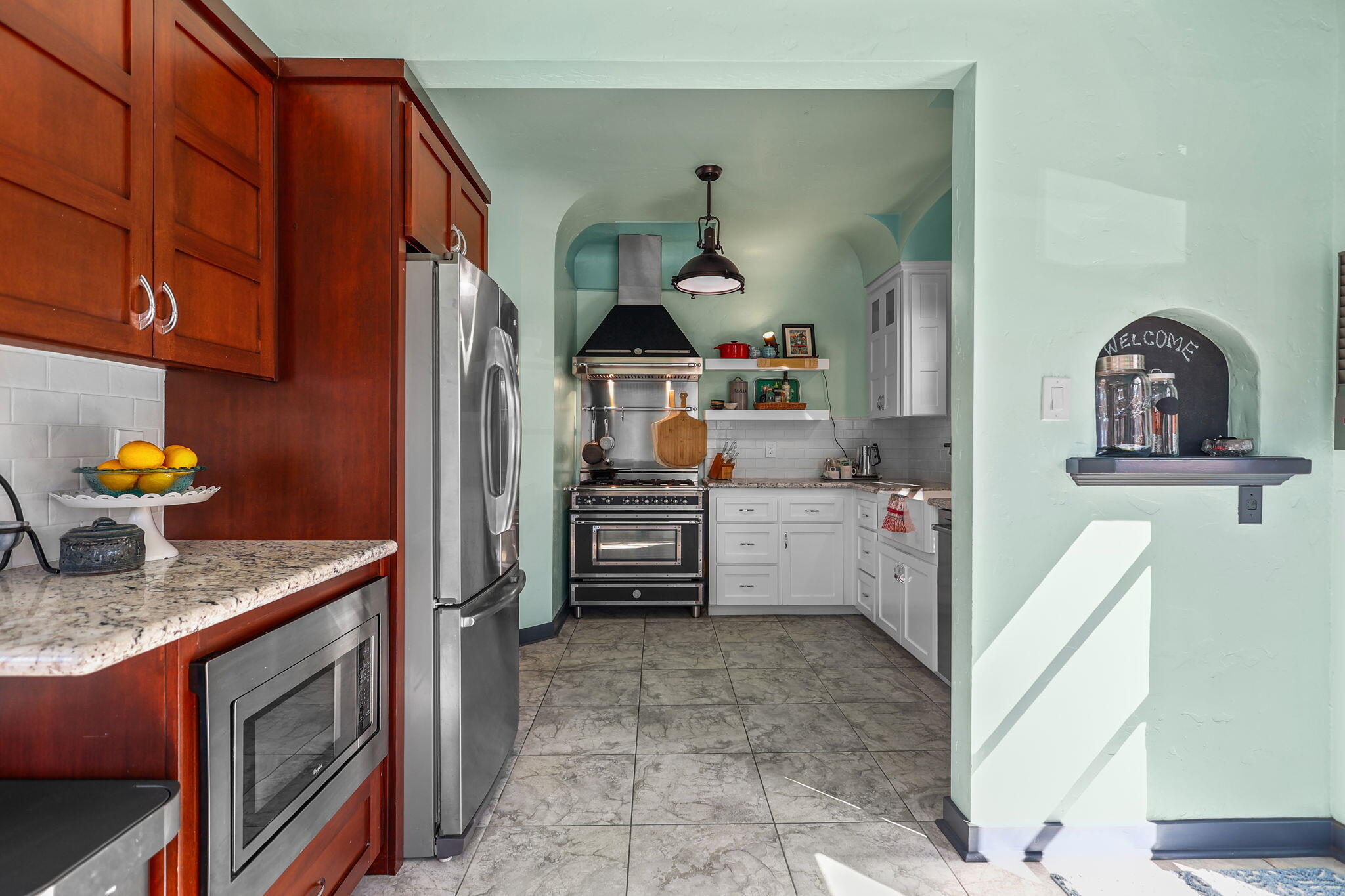 1465 Riverside Drive Redding, CA 96001 - Photo 72 of 163 Custom Kitchen with Bertazzoni Range