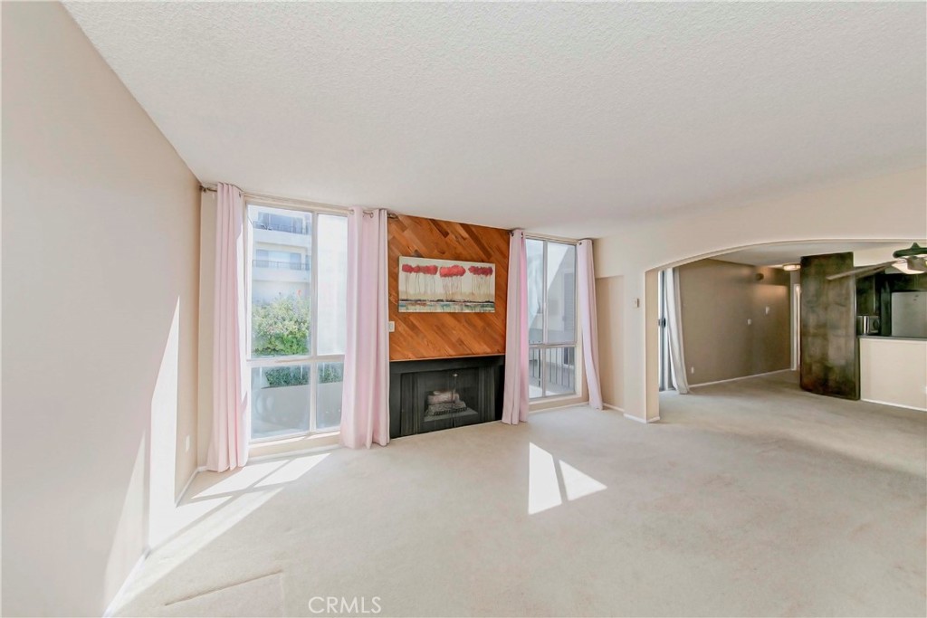 28121 Highridge Road, Unit 405 Rancho Palos Verdes, CA 90275 - Photo 3 of 35 living room