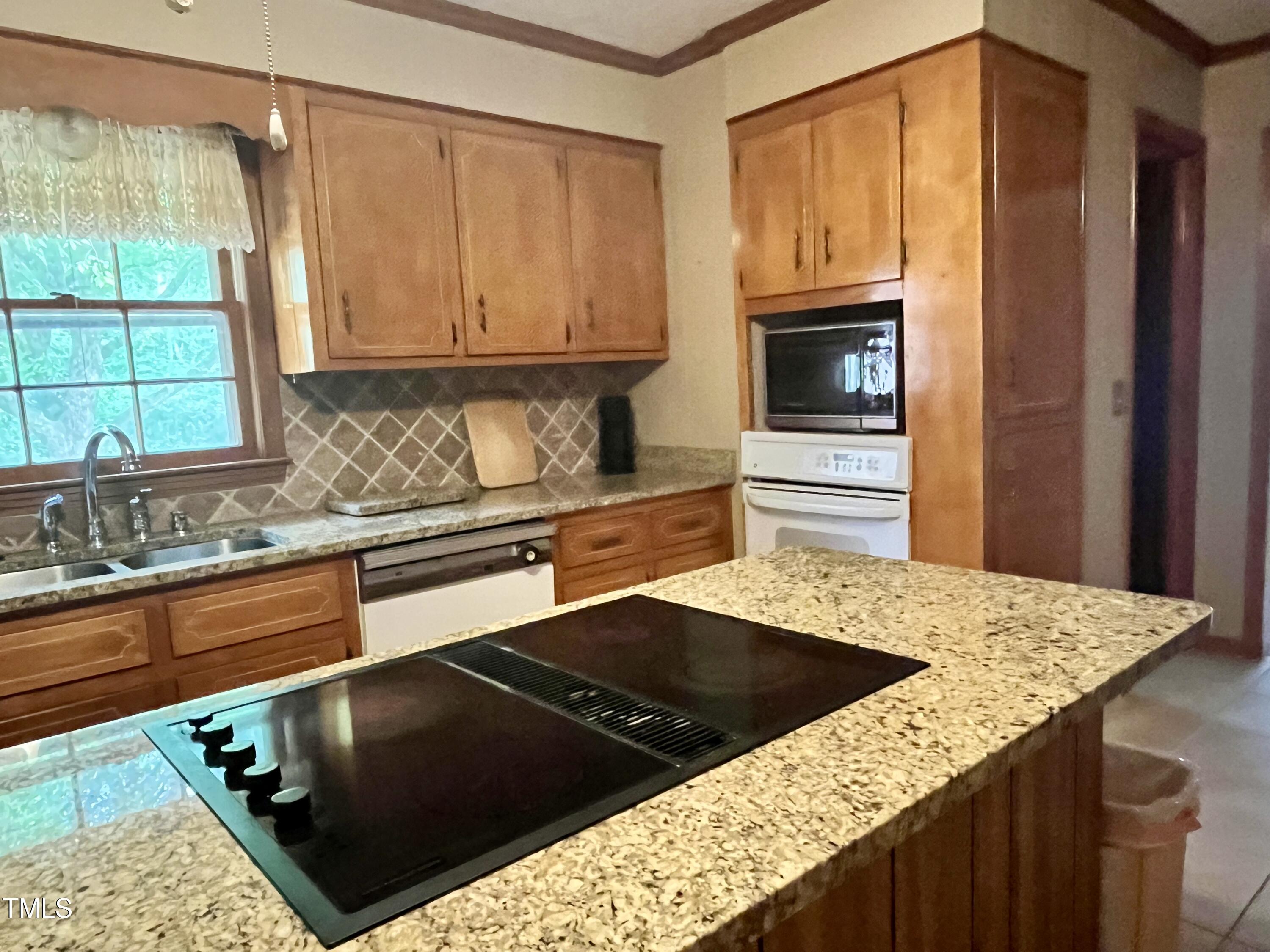 376 Hennings Drive Vass, NC 28394 - Photo 11 of 23 2D86FB51-1C8B-49C5-B699-DD388B828F84_1_2
