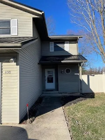 $1,700 | 400 South Village Court, Bloomington, IN 47403