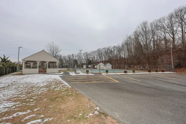 $384,900 | 100 Merrimack Avenue, Unit 25, Dracut, MA 01826