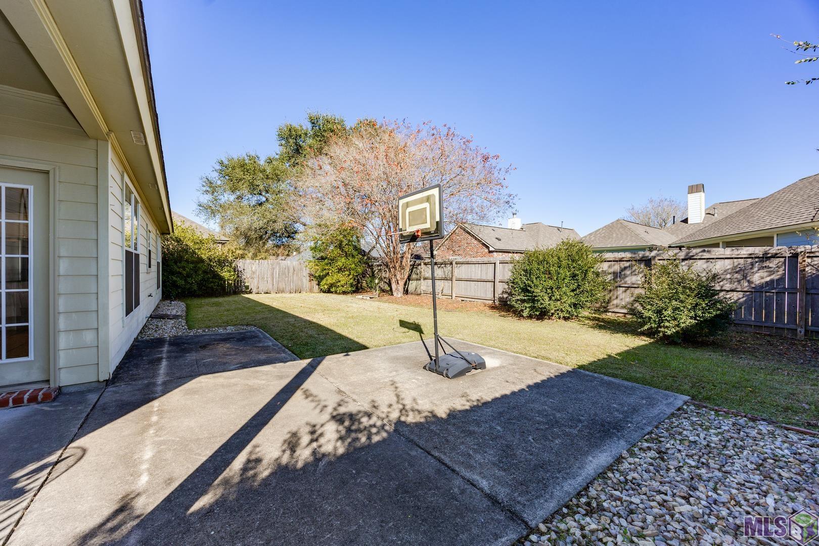 18377 Three Bars Drive Baton Rouge, LA 70817 - Photo 11 of 12