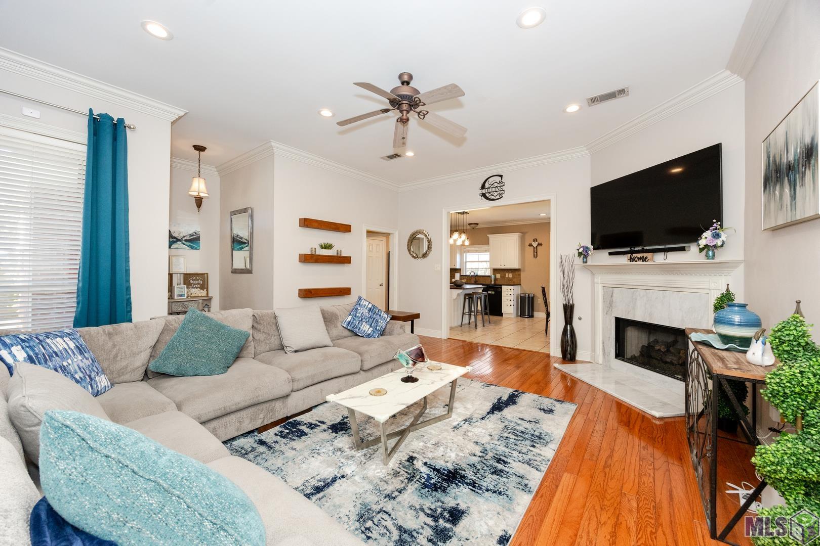 18377 Three Bars Drive Baton Rouge, LA 70817 - Photo 2 of 12