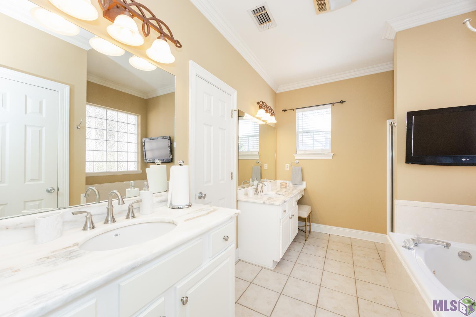 18377 Three Bars Drive Baton Rouge, LA 70817 - Photo 6 of 12