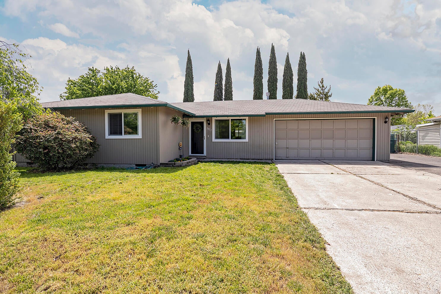 2051 Taylor Road Central Point, OR 97502 - Photo 1 of 18 2051 Taylor Rd.