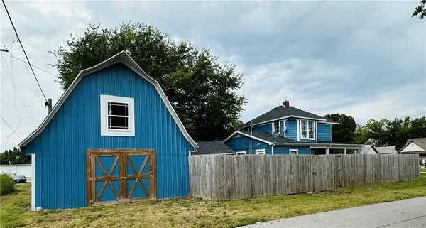 $189,000 | 516 East 5th Street, Galena, KS 66739