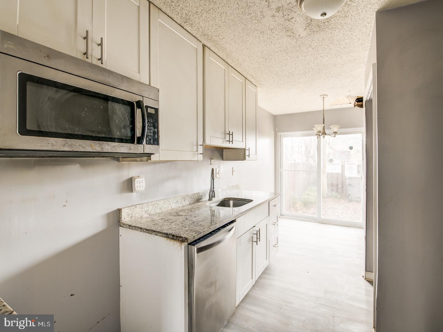 2238 Southgate Square Reston, VA 20191 - Photo 20 of 47