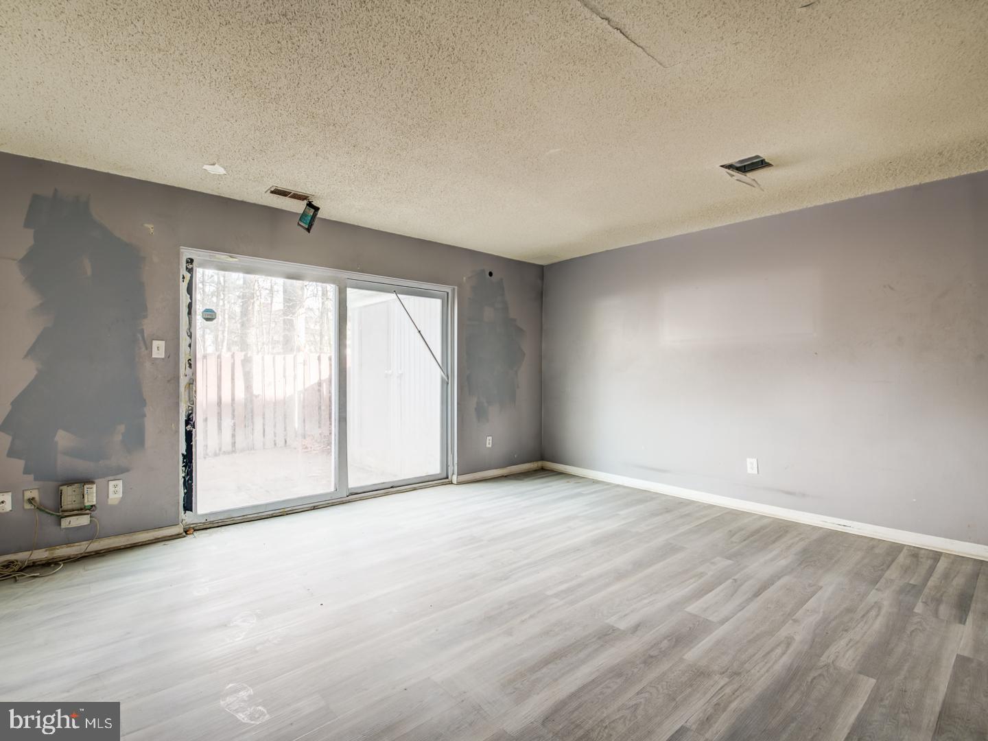 2238 Southgate Square Reston, VA 20191 - Photo 23 of 47