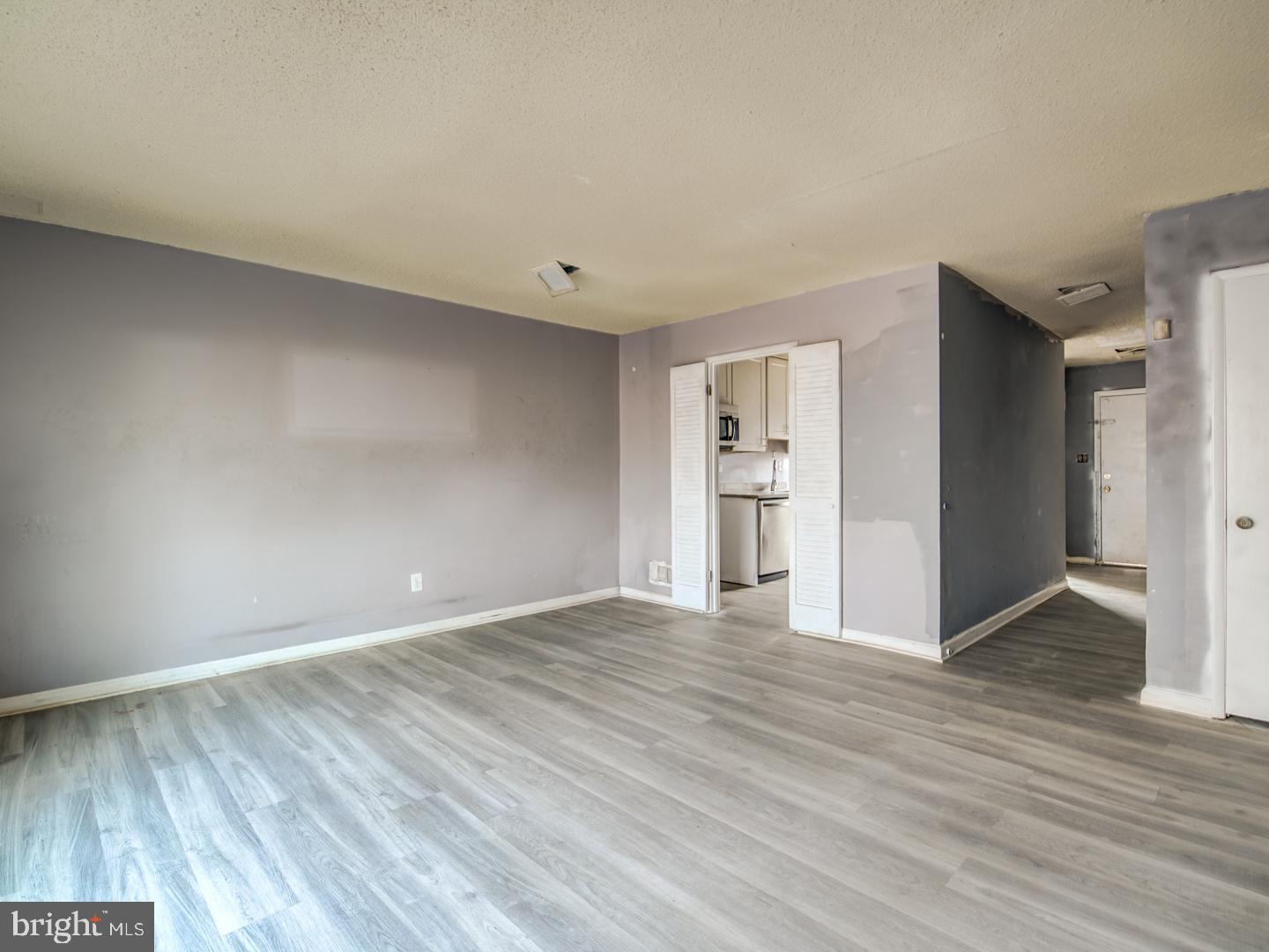 2238 Southgate Square Reston, VA 20191 - Photo 24 of 47