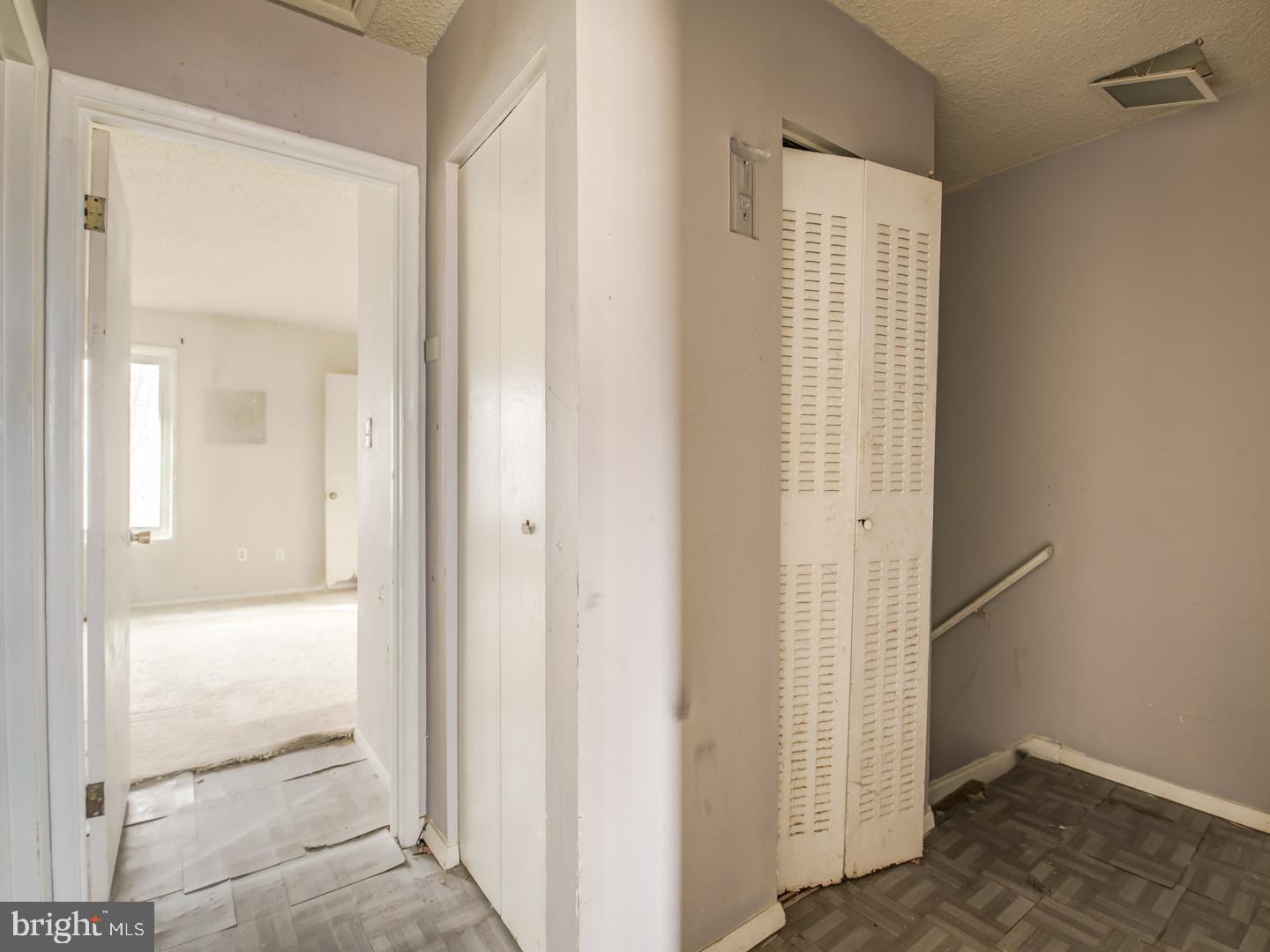 2238 Southgate Square Reston, VA 20191 - Photo 27 of 47