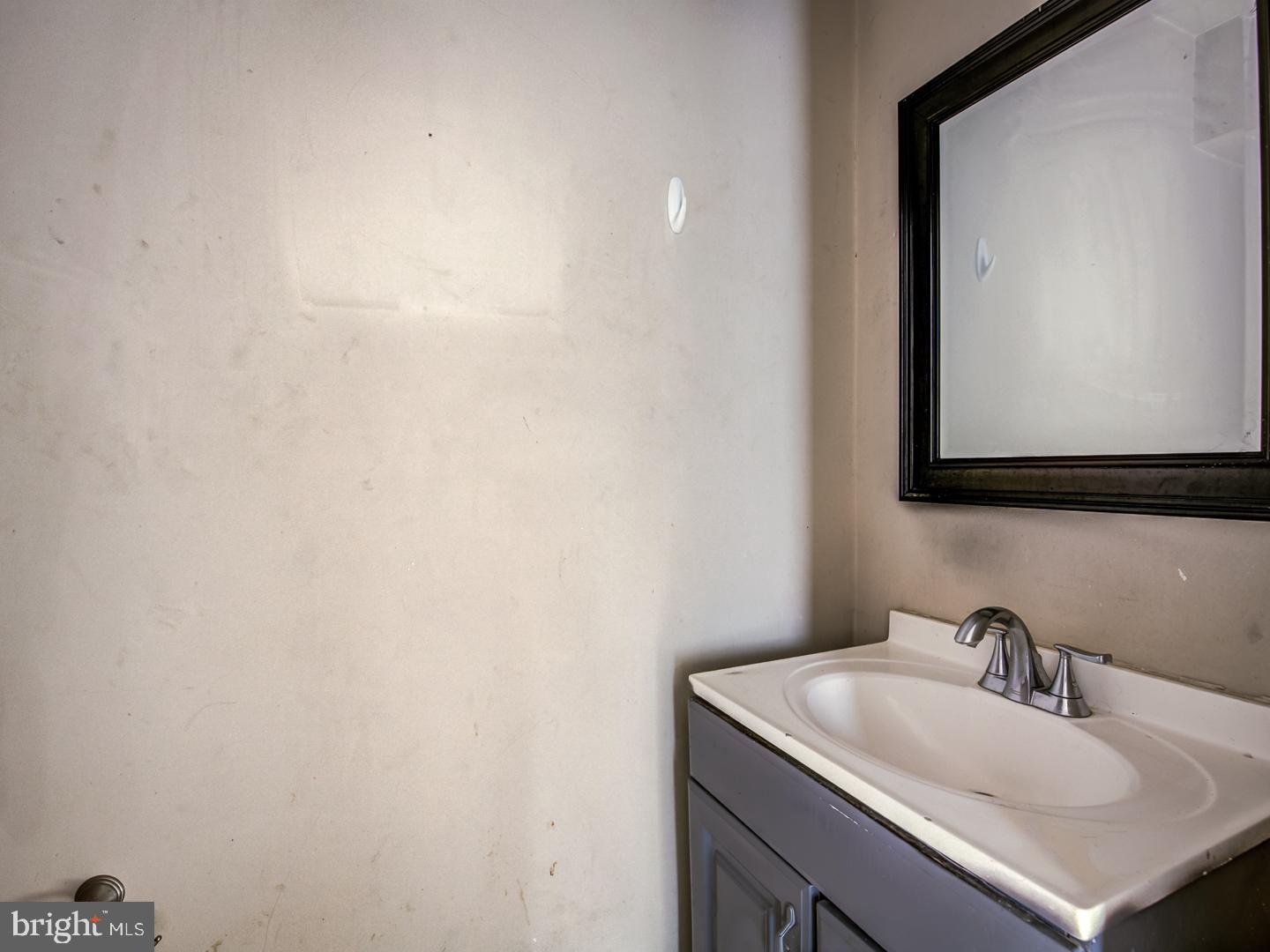 2238 Southgate Square Reston, VA 20191 - Photo 40 of 47