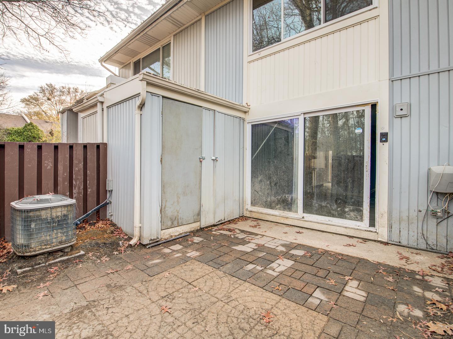 2238 Southgate Square Reston, VA 20191 - Photo 43 of 47