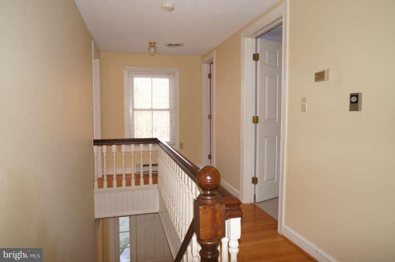501 Gardners Road Cross Junction, VA 22625 - Photo 23 of 25 Interior (General)