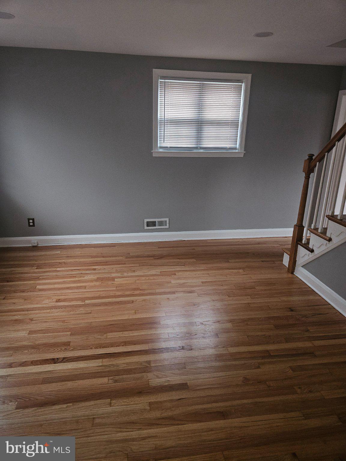 2314 Searles Road Dundalk, MD 21222 - Photo 3 of 36 Living room 2