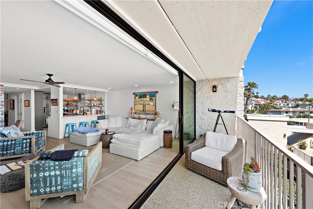 405 Avenida Granada, Unit 312 San Clemente, CA 92672 - Photo 15 of 43 a living room with furniture