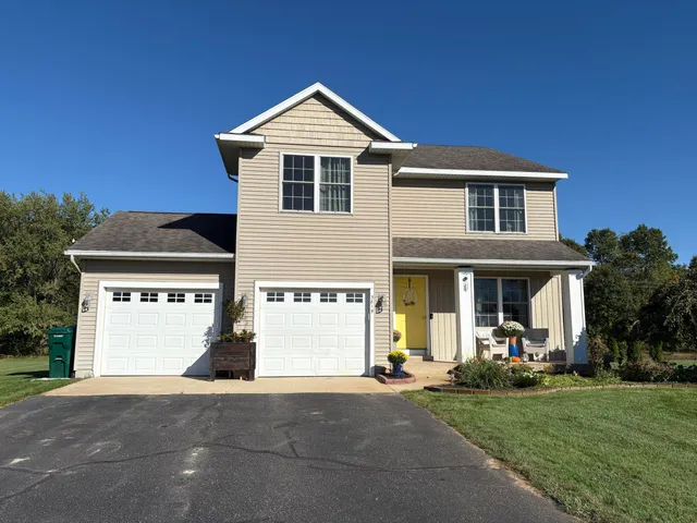 $399,900 | 3819 Hare Lane, Dorr, MI 49323