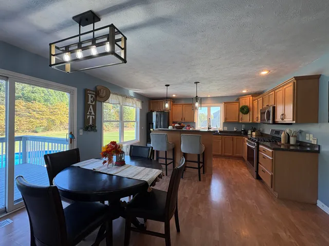 $399,900 | 3819 Hare Lane, Dorr, MI 49323