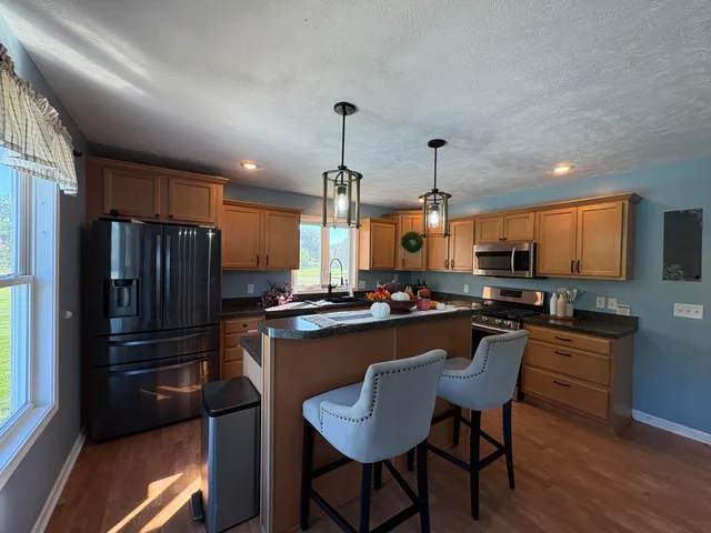 $399,900 | 3819 Hare Lane, Dorr, MI 49323