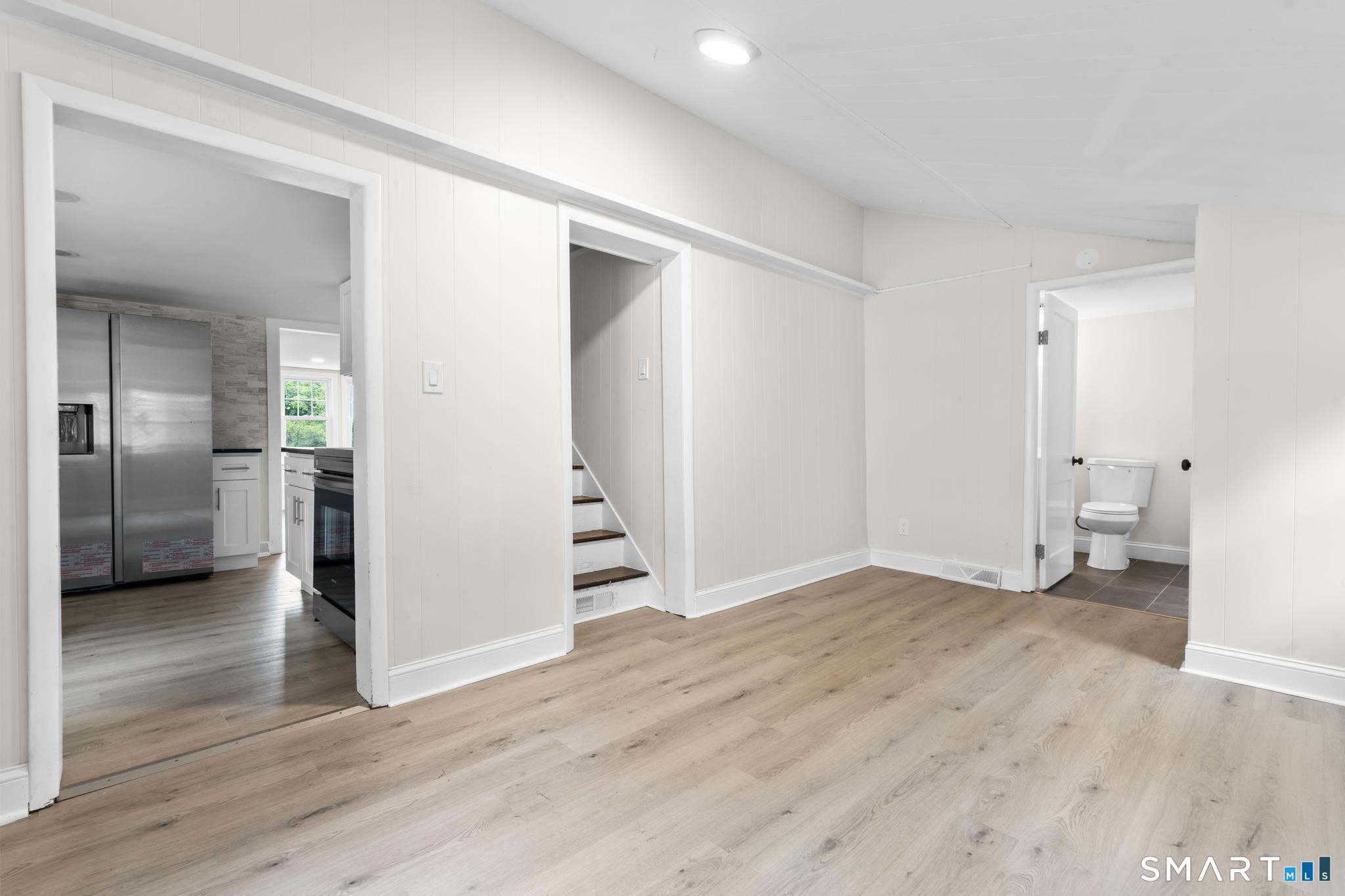 23 Dominican Road Branford, CT 06405 - Photo 12 of 35