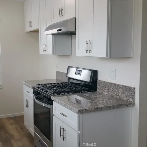 $3,000 | 228 Springfield Avenue, Unit C, Huntington Beach, CA 92648