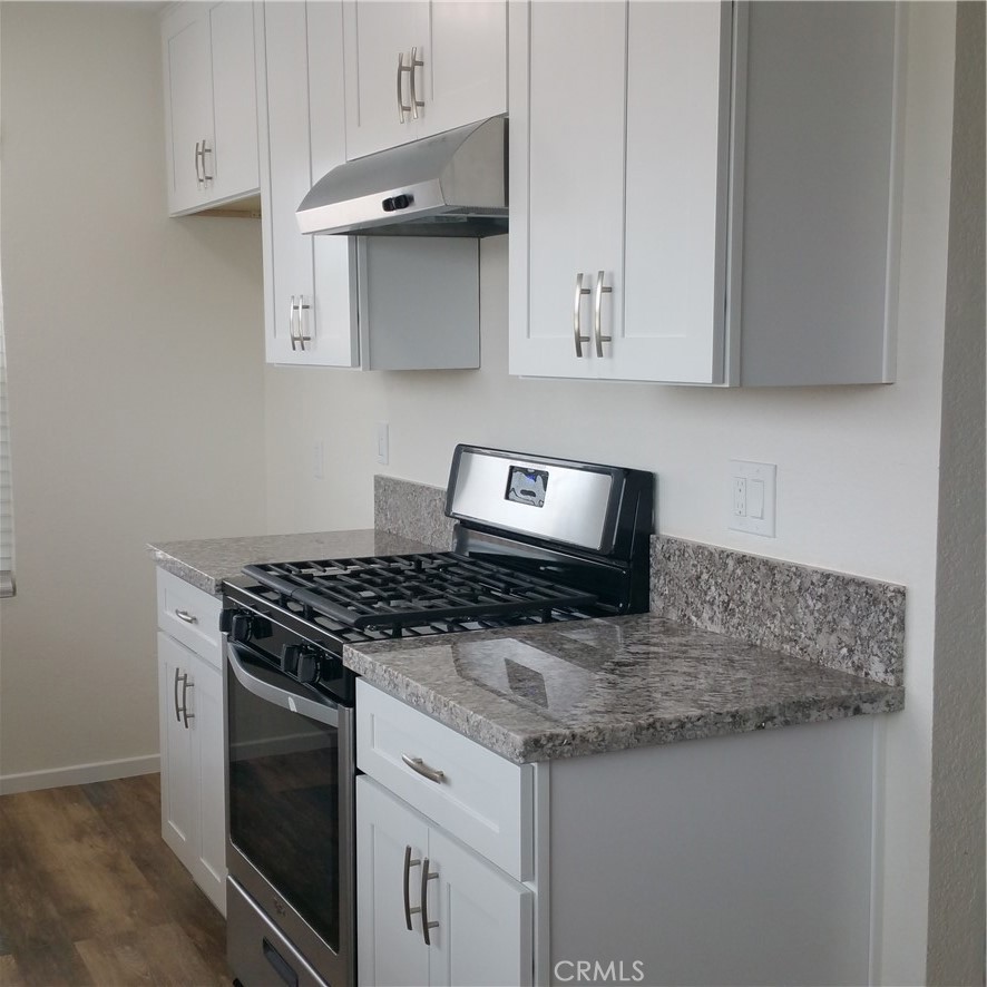 228 Springfield Avenue, Unit C Huntington Beach, CA 92648 - Photo 7 of 21