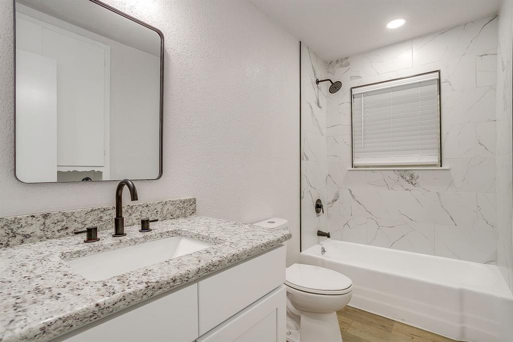 422 West Wilson Street Cleburne, TX 76033 - Photo 31 of 40