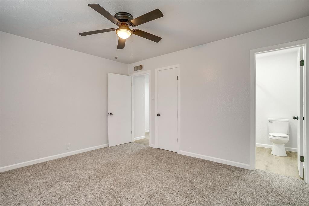 422 West Wilson Street Cleburne, TX 76033 - Photo 32 of 40