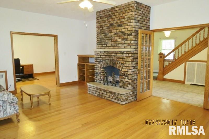112 South Main Street Preston, IA 52069 - Photo 5 of 24 Gallery Image 5