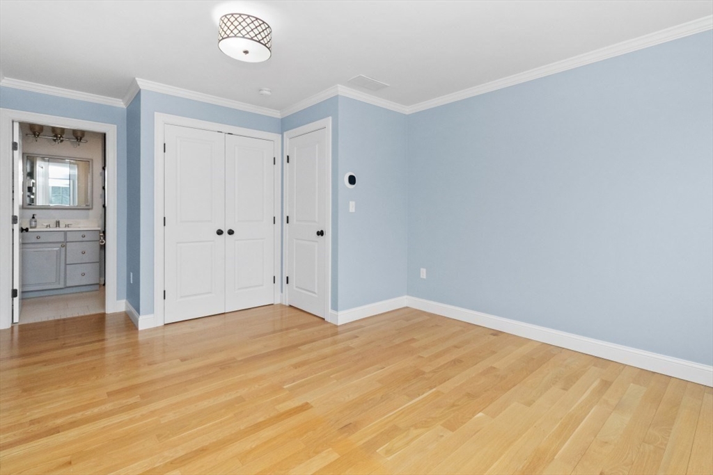 19 Everett Street, Unit 2 Waltham, MA 02453 - Photo 24 of 42