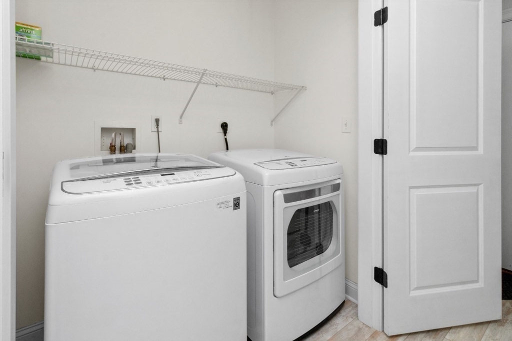 19 Everett Street, Unit 2 Waltham, MA 02453 - Photo 35 of 42