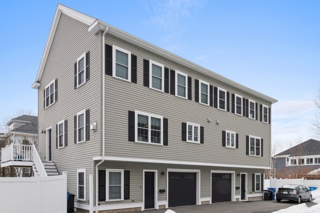 19 Everett Street, Unit 2 Waltham, MA 02453 - Photo 36 of 42