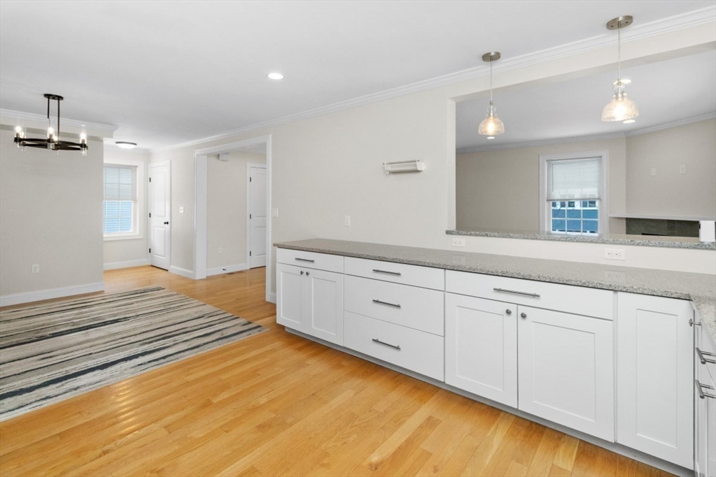 19 Everett Street, Unit 2 Waltham, MA 02453 - Photo 7 of 42