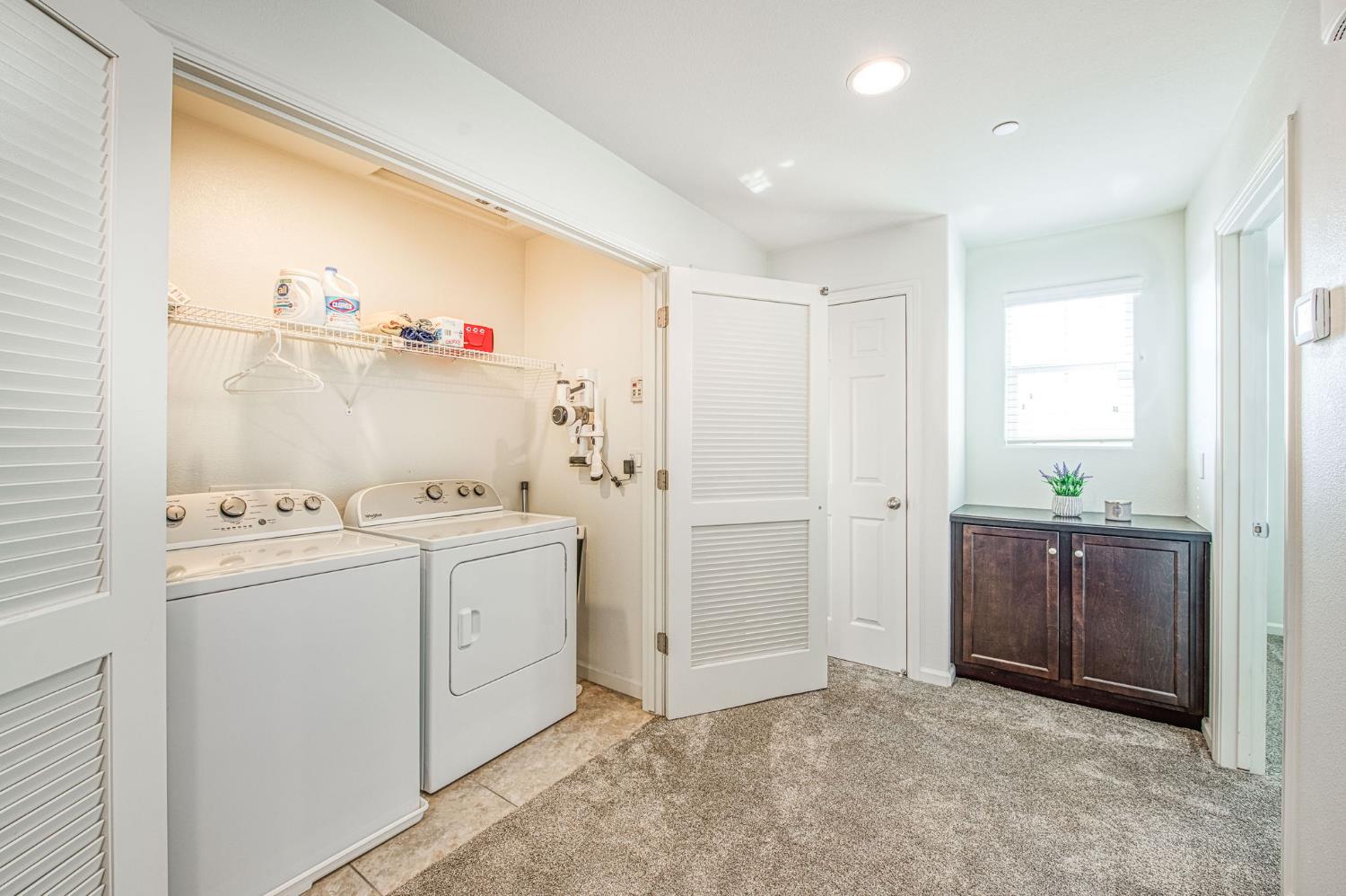 3752 Magnificent Way Clovis, CA 93619 - Photo 16 of 47