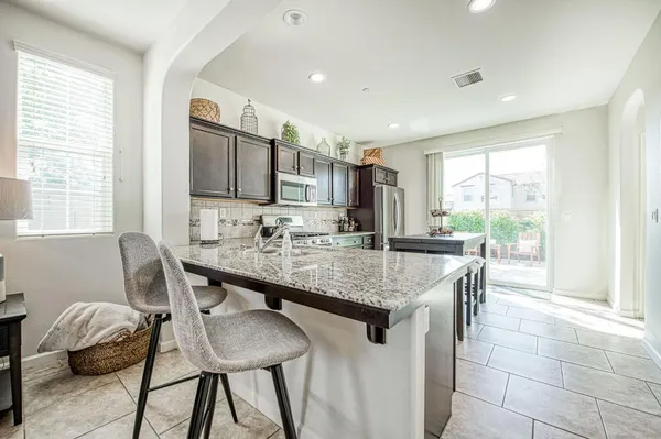 $395,000 | 3752 Magnificent Way, Clovis, CA 93619