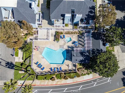 $749,999 | 16960 Algonquin Street, Unit 2104, Huntington Beach, CA 92649