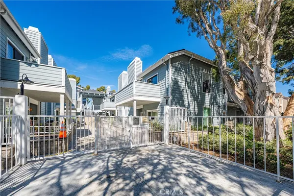 $749,999 | 16960 Algonquin Street, Unit 2104, Huntington Beach, CA 92649