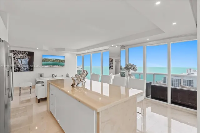 $1,889,000 | 4775 Collins Avenue, Unit 3505, Miami Beach, FL 33140